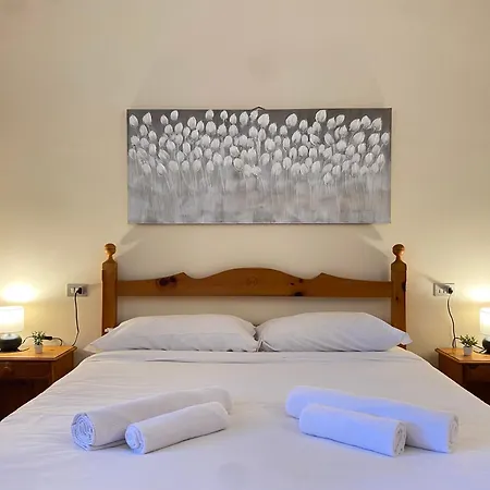Sunsetview - Swimming Pool And Garden Apartment *